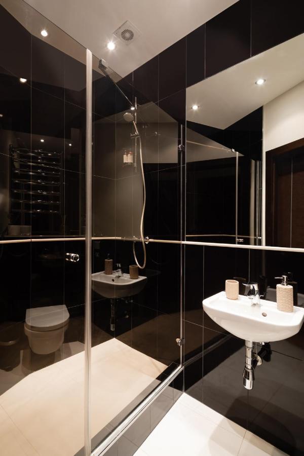 Old Riga Two Bedroom Apartment With 2 Bathrooms エクステリア 写真